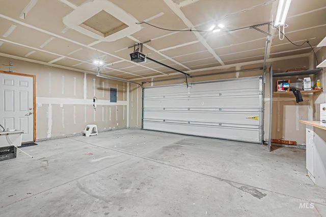 11938 Emerson St, Caldwell, ID 83605