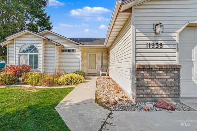 11938 Emerson St, Caldwell, ID 83605