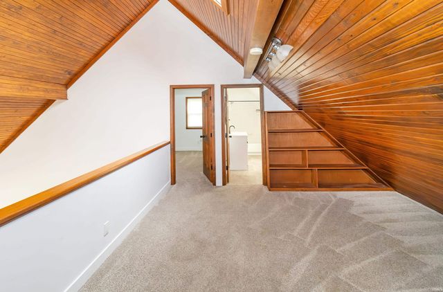 641 Woodbriar Court, Evansville, IN 47715