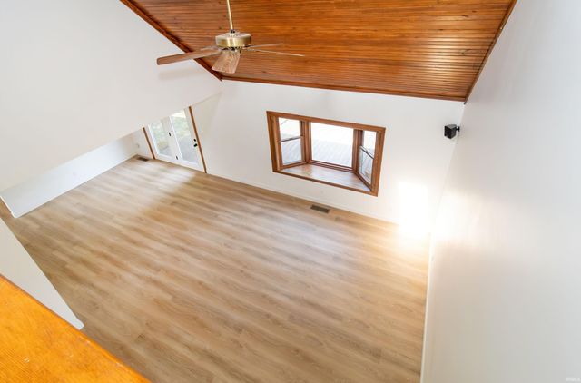 641 Woodbriar Court, Evansville, IN 47715