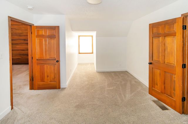 641 Woodbriar Court, Evansville, IN 47715