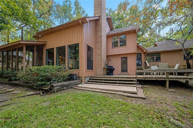 20404 Doral Drive, Huntsville, TX 77320