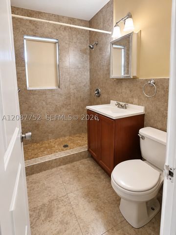 1026 NE 9th Ave, Fort Lauderdale, FL 33304