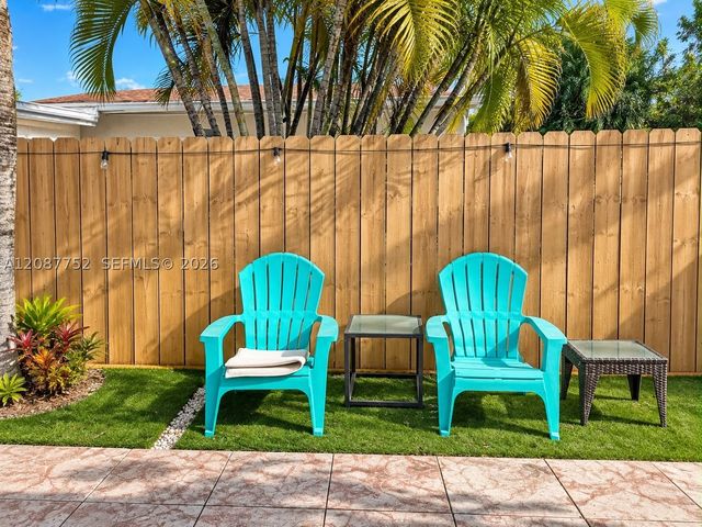 1026 NE 9th Ave, Fort Lauderdale, FL 33304