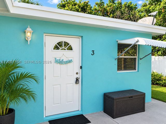 1026 NE 9th Ave, Fort Lauderdale, FL 33304