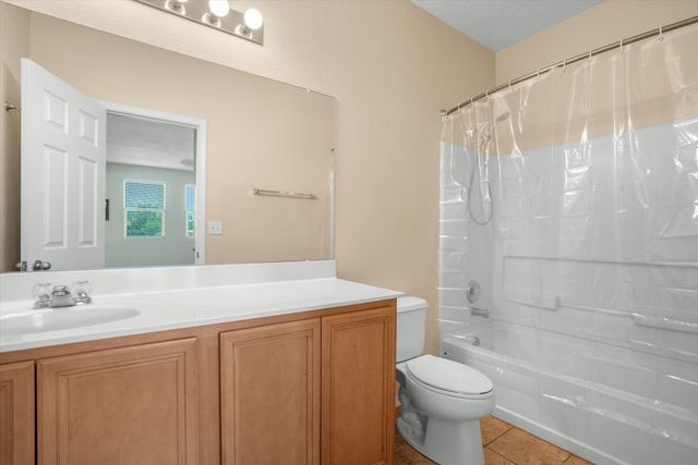 601 MENAUL Boulevard NE 305, Albuquerque, NM 87107