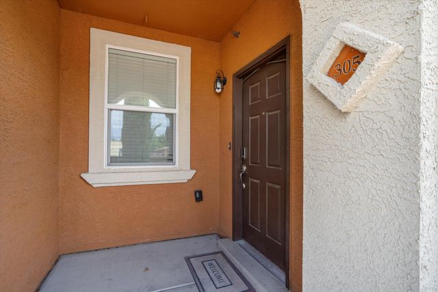 601 MENAUL Boulevard NE 305, Albuquerque, NM 87107