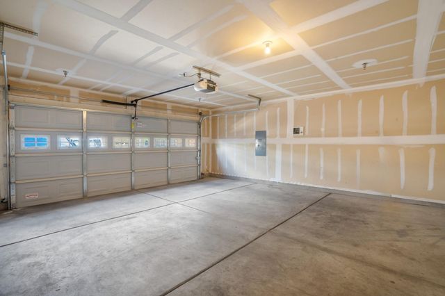 601 MENAUL Boulevard NE 305, Albuquerque, NM 87107