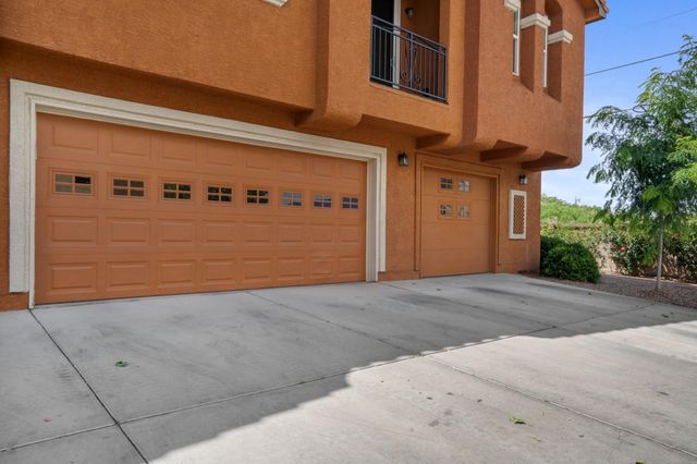 601 MENAUL Boulevard NE 305, Albuquerque, NM 87107