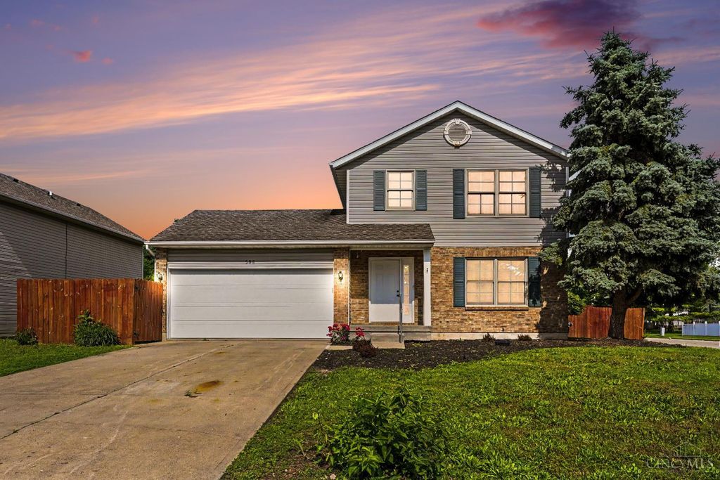 596 Pine Hill Place, Trenton, OH 45067