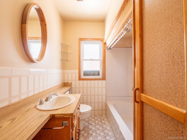 8990 221st Street, Queens Village, NY 11427