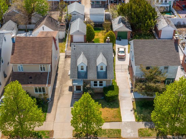 8990 221st Street, Queens Village, NY 11427