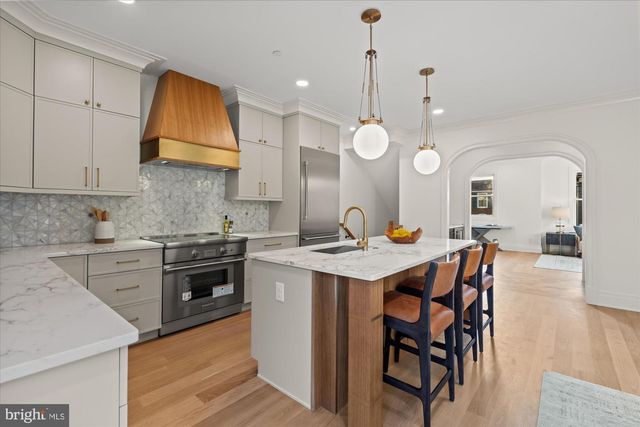 115 N WEST ST, Alexandria, VA 22314