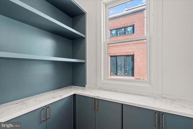 115 N WEST ST, Alexandria, VA 22314