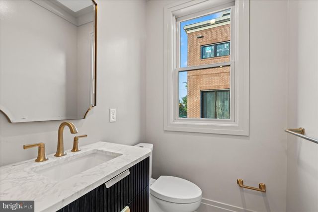 115 N WEST ST, Alexandria, VA 22314