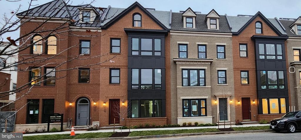 115 N WEST ST, Alexandria, VA 22314