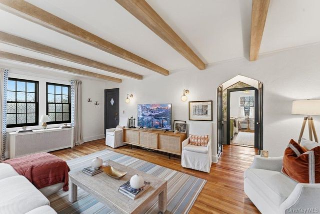 35-05 167th Street 1, Flushing, NY 11358