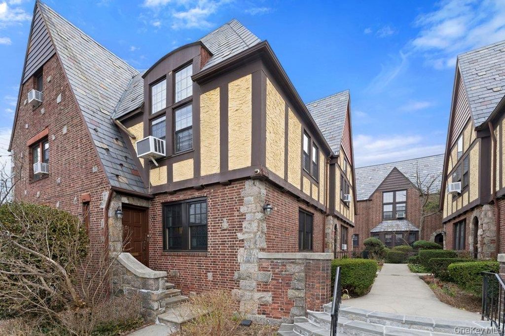 35-05 167th Street 1, Flushing, NY 11358