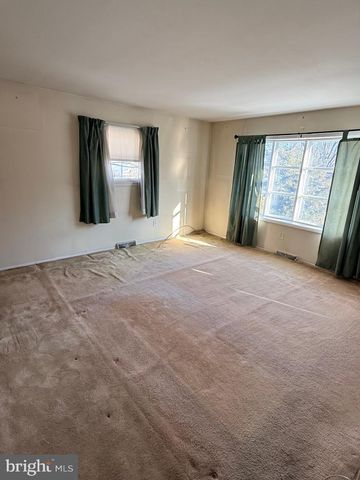 1446 FITZWATERTOWN RD, Willow Grove, PA 19090