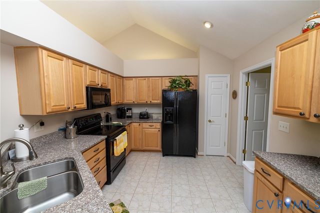 14102 Norwood Pond Ln, Midlothian, VA 23112