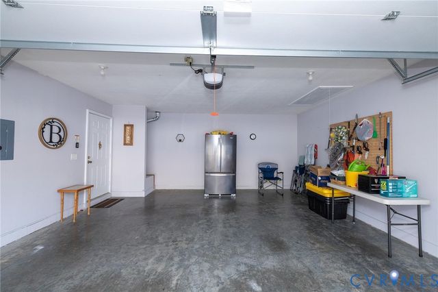 14102 Norwood Pond Ln, Midlothian, VA 23112