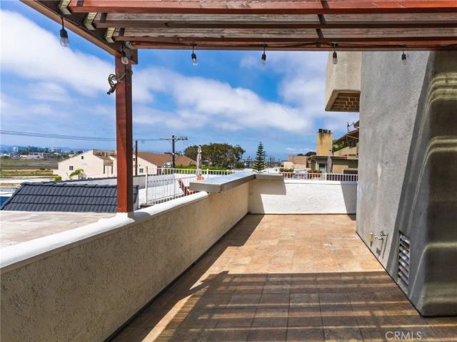 355 Pershing Drive B, Playa Del Rey, CA 90293