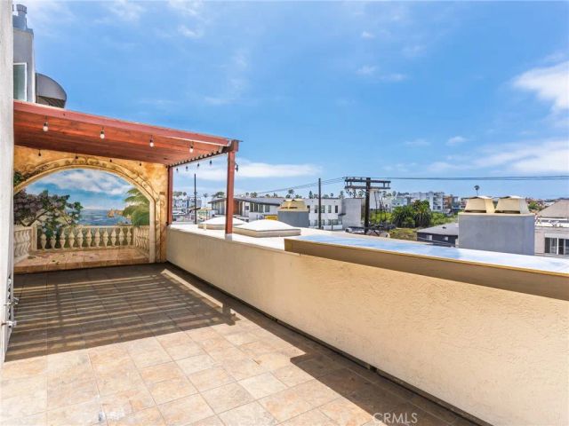 355 Pershing Drive B, Playa Del Rey, CA 90293