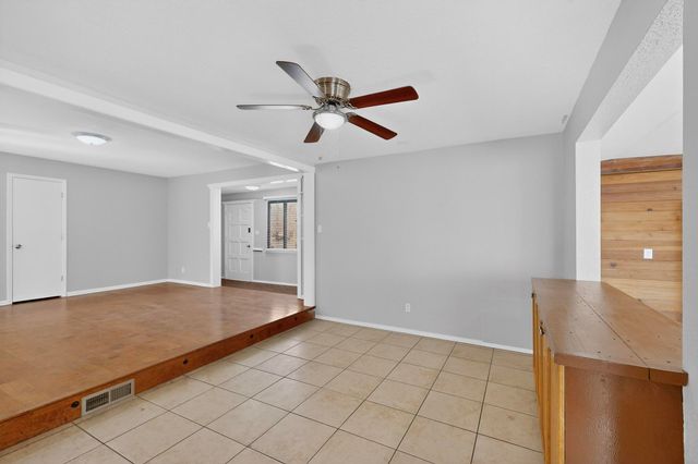 900 Arizona Street SE, Albuquerque, NM 87108