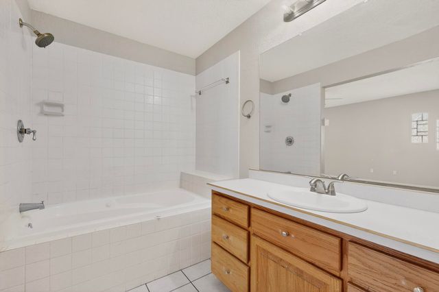 900 Arizona Street SE, Albuquerque, NM 87108