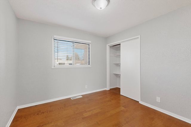 900 Arizona Street SE, Albuquerque, NM 87108
