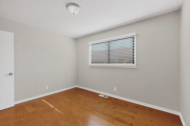 900 Arizona Street SE, Albuquerque, NM 87108