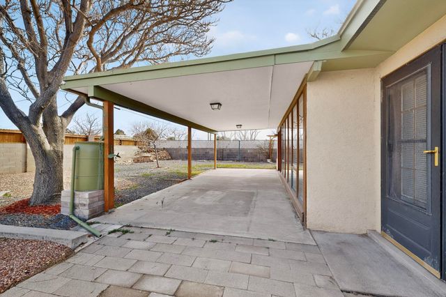 900 Arizona Street SE, Albuquerque, NM 87108