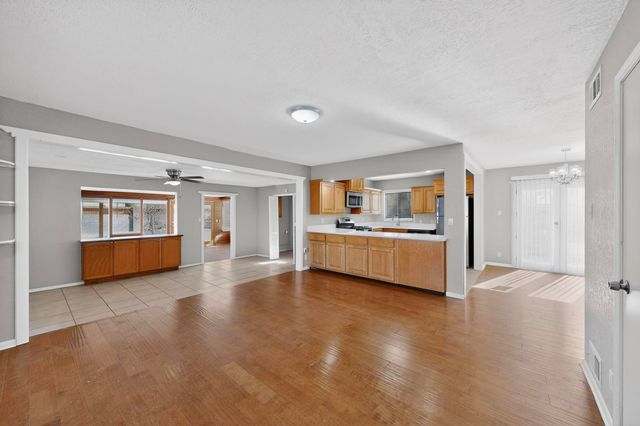 900 Arizona Street SE, Albuquerque, NM 87108