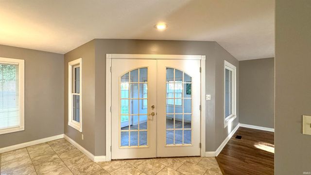 3288 Westhampton Drive, Newburgh, IN 47630