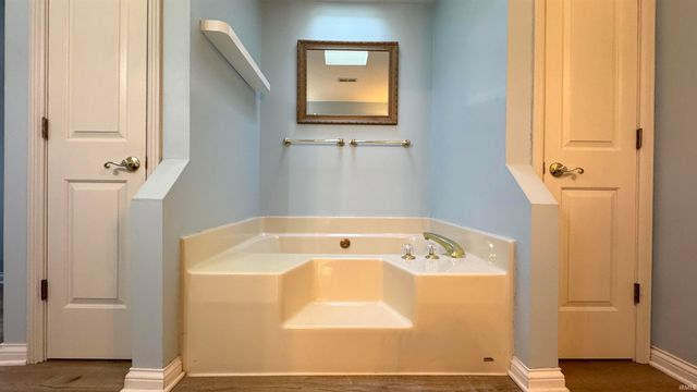 3288 Westhampton Drive, Newburgh, IN 47630