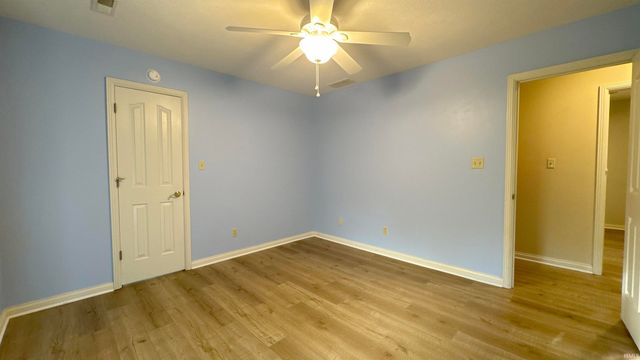3288 Westhampton Drive, Newburgh, IN 47630