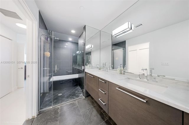 900 Biscayne Boulevard 2602, Miami, FL 33132