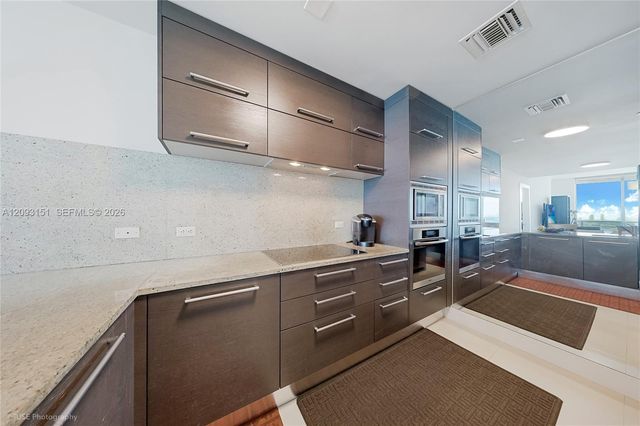 900 Biscayne Boulevard 2602, Miami, FL 33132