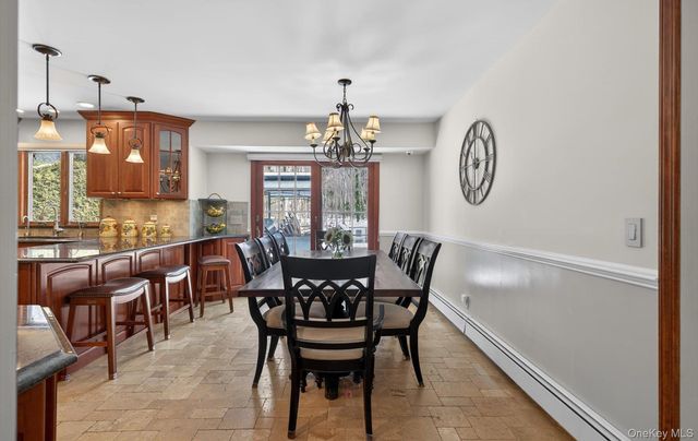 15 Tiber Road, Syosset, NY 11791