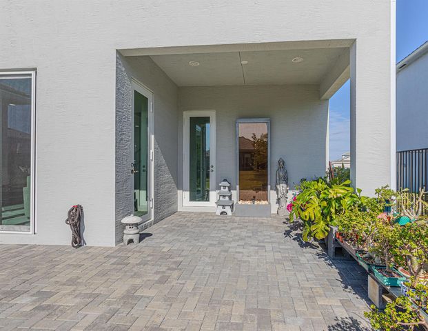 15096 Courtland Court, Westlake, FL 33470