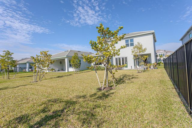 15096 Courtland Court, Westlake, FL 33470