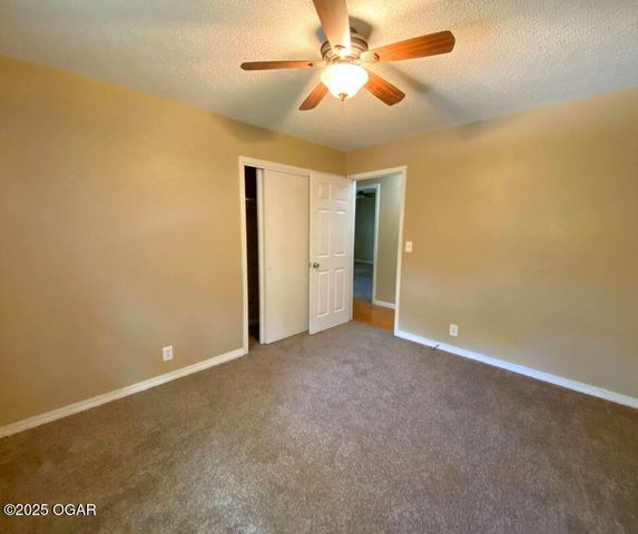 106 Cooley Drive, Carl Junction, MO 64834
