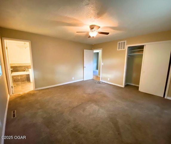 106 Cooley Drive, Carl Junction, MO 64834