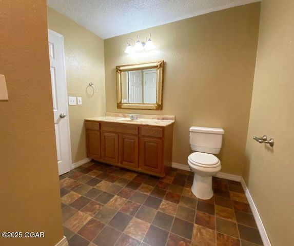106 Cooley Drive, Carl Junction, MO 64834