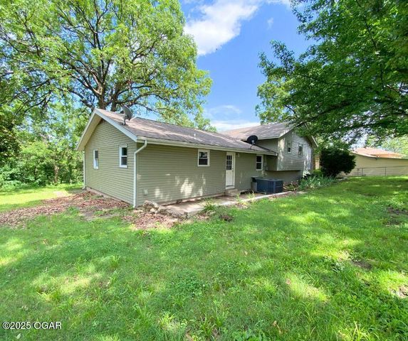 106 Cooley Drive, Carl Junction, MO 64834