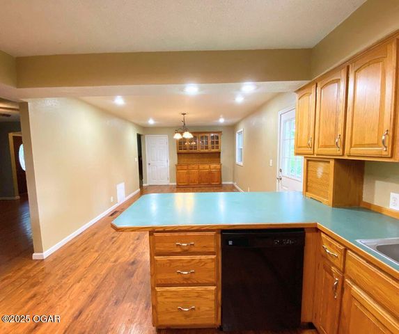 106 Cooley Drive, Carl Junction, MO 64834