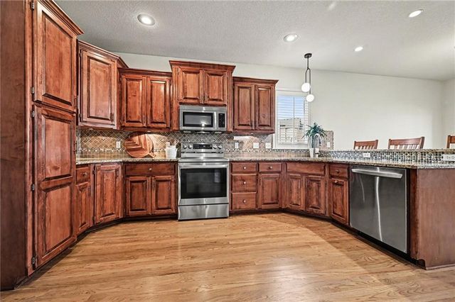 3816 NE 94th Terrace, Kansas City, MO 64156