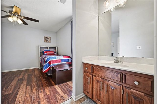 3816 NE 94th Terrace, Kansas City, MO 64156