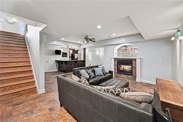 3816 NE 94th Terrace, Kansas City, MO 64156