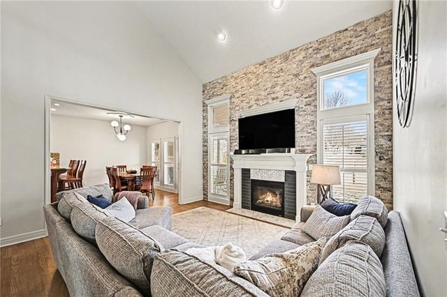 3816 NE 94th Terrace, Kansas City, MO 64156